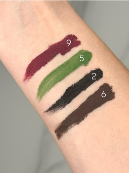TRWAŁY, ZASTYGAJĄCY EYELINER W SŁOICZKU.